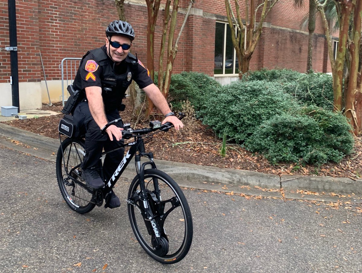 GeoOrbital's tweet photo. Florida State University... Corporal Wainwright takes control of the hills riding a GeoOrbital wheel! #pedallingoptional #ebike https://t.co/7sbqP0iGZK