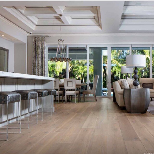 Obviously a best seller for good reason... What a beautiful and versatile floor! Come to our showroom to see many more color options from this exclusive collection.
#frenchbrownfloors 
#legnobastone 
#europeanoak 
#guiseppina 
#engineeredflooring 
#custo… bit.ly/2S067Dm