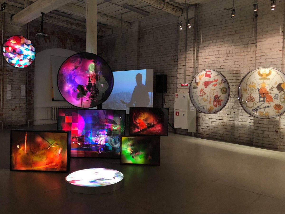 Triumph Gallery tweet media