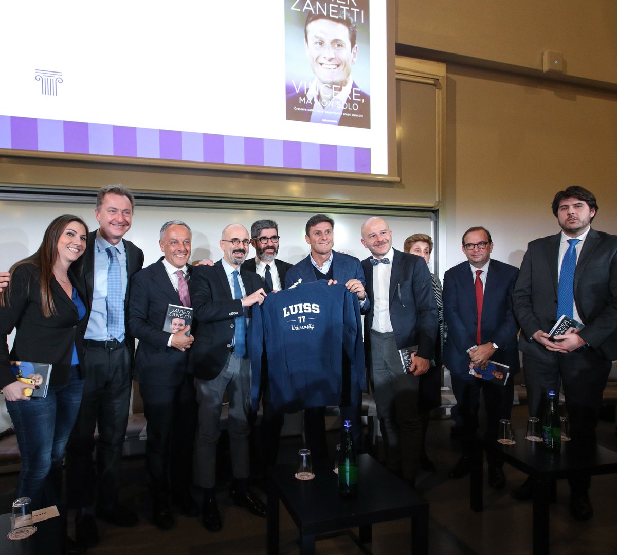 Michelangelo Suigo (@supermik14) on Twitter photo Il video del talk sul libro di #JavierZanetti “Vincere, ma non solo” in <a href="/UniLUISS/">Luiss Guido Carli</a>
con <a href="/riotta/">Riottoso podcast</a> <a href="/SBuffagni/">Stefano Buffagni</a> <a href="/AnnaAscani/">Anna Ascani</a> <a href="/ribarberis/">Riccardo Barberis</a> M.Enoc <a href="/bambinogesu/">Bambino Gesù</a> <a href="/ProfPrencipe/">Andrea Prencipe</a> A.Regina <a href="/Giannilostorto/">Giovanni Lo Storto</a> <a href="/ribarberis/">Riccardo Barberis</a> <a href="/ManpowerGroupIT/">ManpowerGroup Italia</a> <a href="/supermik14/">Michelangelo Suigo</a> <a href="/LaScossa/">La Scossa</a> #LaScossa 👇 associazionelascossa.it/portfolio/a-di… Il video del talk sul libro di #JavierZanetti “Vincere, ma non solo” in <a href="/UniLUISS/">Luiss Guido Carli</a>
con <a href="/riotta/">Riottoso podcast</a> <a href="/SBuffagni/">Stefano Buffagni</a> <a href="/AnnaAscani/">Anna Ascani</a> <a href="/ribarberis/">Riccardo Barberis</a> M.Enoc <a href="/bambinogesu/">Bambino Gesù</a> <a href="/ProfPrencipe/">Andrea Prencipe</a> A.Regina <a href="/Giannilostorto/">Giovanni Lo Storto</a> <a href="/ribarberis/">Riccardo Barberis</a> <a href="/ManpowerGroupIT/">ManpowerGroup Italia</a> <a href="/supermik14/">Michelangelo Suigo</a> <a href="/LaScossa/">La Scossa</a> #LaScossa 👇 associazionelascossa.it/portfolio/a-di…