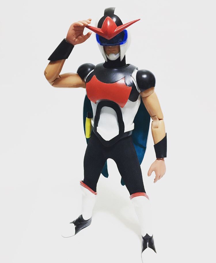 ミギノミミ Twitterren 今日は逆転イッパツマン の放送開始記念日みたいですね ロボットは逆転王の方が好きでおもちゃも逆転王スーパーdxと合金 逆転王の２つ持ってました