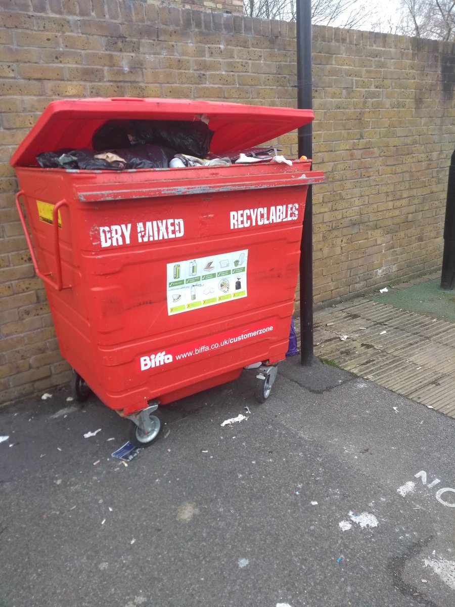 christhompson12's tweet image. @BiffaService Please can you arrange for the abandoned Biffa Eurobin to be removed from the entrance to  Brookmill Park, Elverson Road, Lewisham  SE8 as it is overflowing and now attracting flytipping at the side of it.
Many thanks.