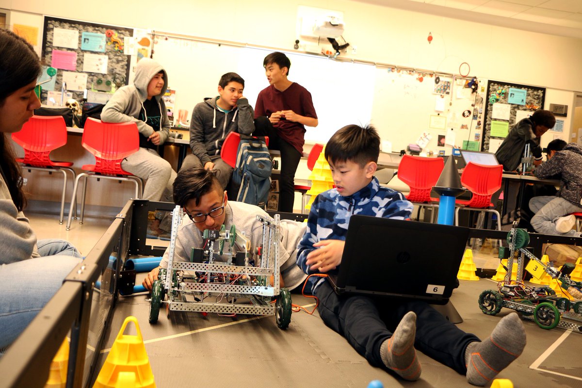 Our 7th graders are showcasing their latest #robotics group projects tomorrow night. Come join us and learn about our Robotics Program! <a href="/WillieBrownMS/">Willie Brown M.S.</a> Robotics Showcase + Celebration of Learning: ow.ly/x5Qd30nFTVK #STEM #engineering #wearewilliebrown #wearesfusd
