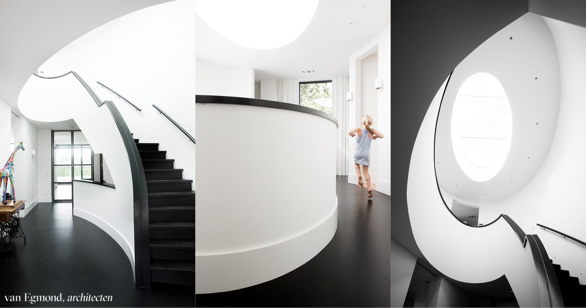Square and oval, all in one!

#vanegmondarchitecten #architectuur #interieur #villa #familytime #modern #entreehal #trap #lichtinval #daklicht #buitenpret  #familiehuis #zwartwit #squareandoval