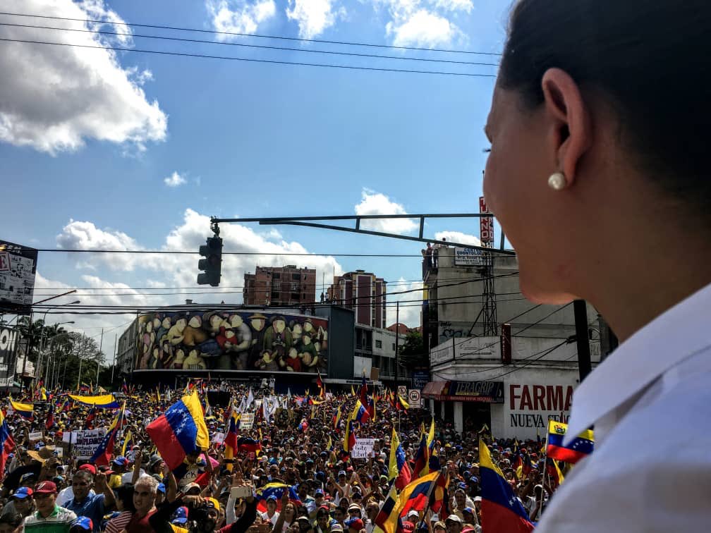 MariaCorinaYA's tweet photo. #Barquisimeto hoy desplegó toda su fuerza por Venezuela!

Esto NO TIENE VUELTA ATRÁS. https://t.co/z7vE3bvNIj