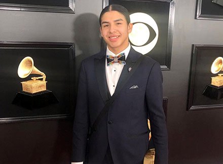 StoonPubSchools's tweet photo. Congratulations to Jarron Gadwa, a Gr. 11 student at @centcollegiate, who was on The Grammys red carpet as a member of Young Spirit. Their album, Mewasinsational – Cree Round Dance Songs, was nominated for Best Regional Roots Music Album. Watch: https://t.co/IGc3WHqzQl #spslearn https://t.co/SLwpK9p6i3
