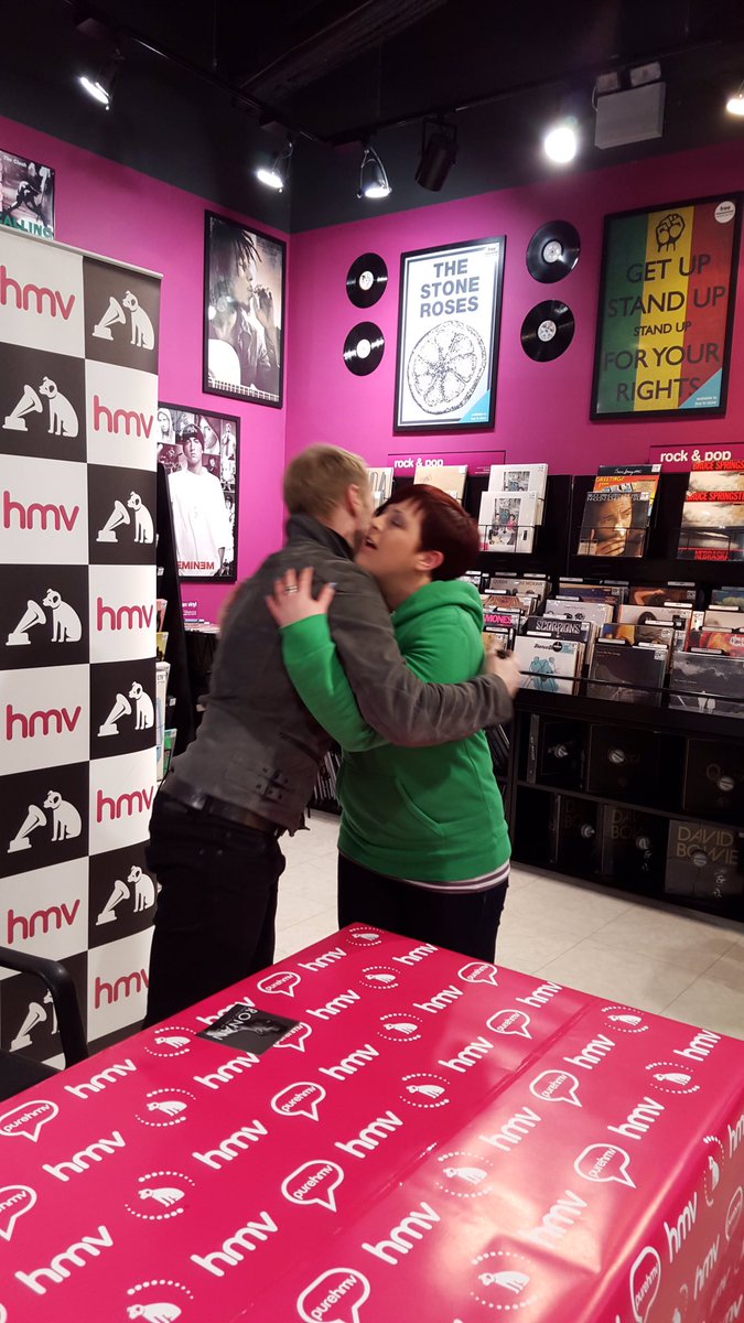 Three years ago 🙈 💚

#TimeOfMyLife #AlbumSigning #RonanKeating #NotMyBestPhotos