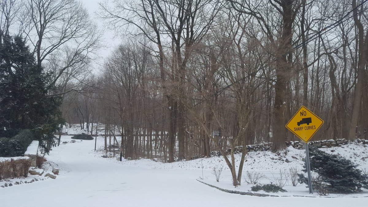 WeatherNut27's tweet photo. Hoping its not the last. #DoughtIt. Few more chances coming up. Wonder how much sleet I get now.
2/12/19 https://t.co/poIML5mHVM