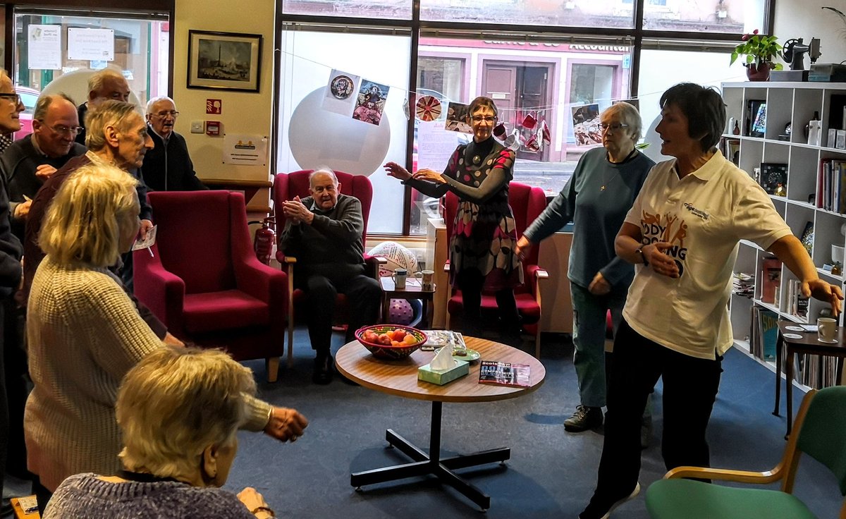 kirrieconnect's tweet image. Thanks to Jenny from @agescotland for visiting today and showing us how much fun their #BodyBoostingBingo exercise session is! We can't wait to try it out again :) #KeepFitHaveFun