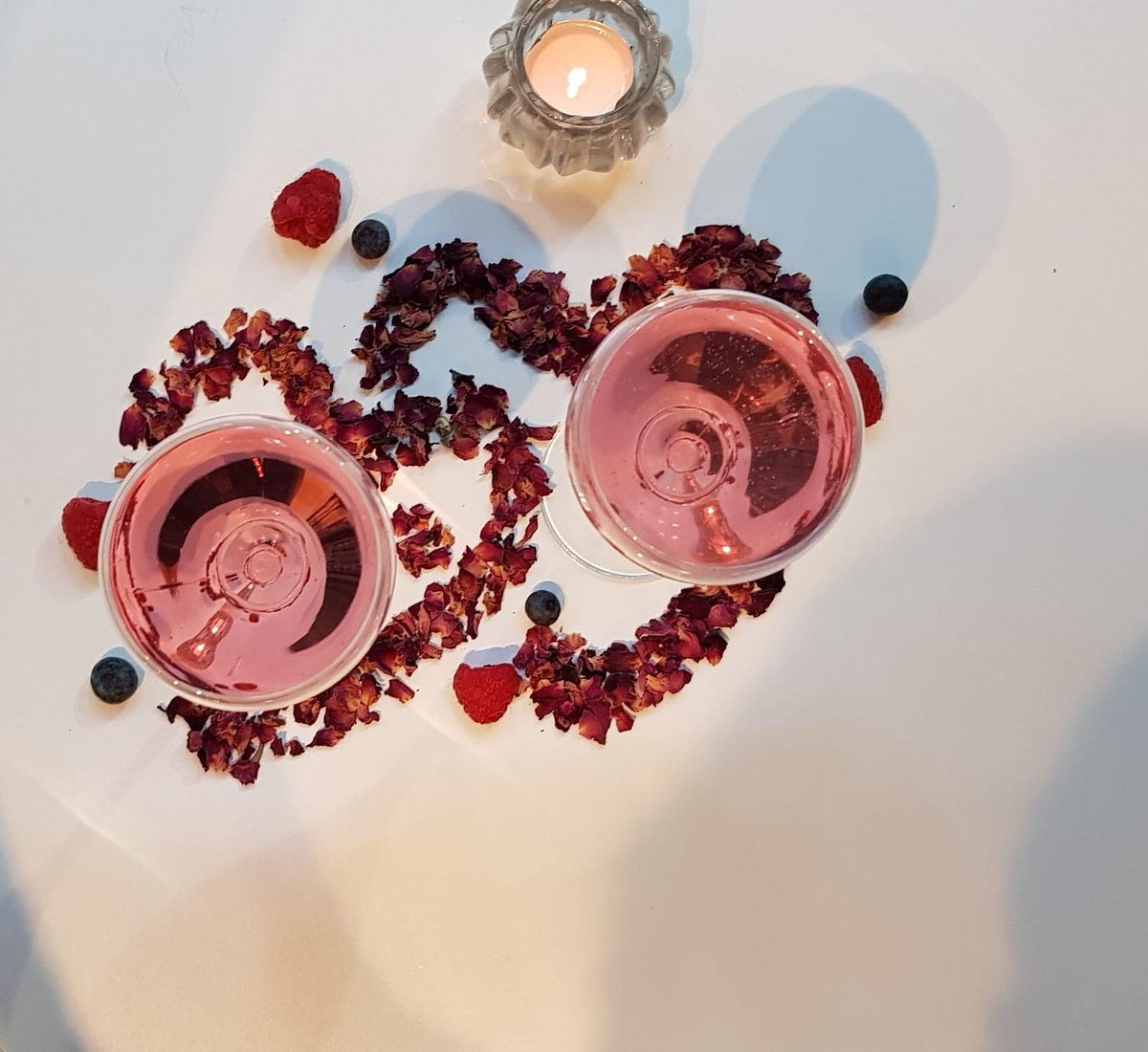 VALENTINE’S DAY // Join us with your val or pal this Thursday 14th February for an indulgent 4 course dinner, perfectly paired with delectable wine from our organic selection. Bookings between 7-8pm // £35pp // email info@onefinedayliverpool.co.uk to book your place.