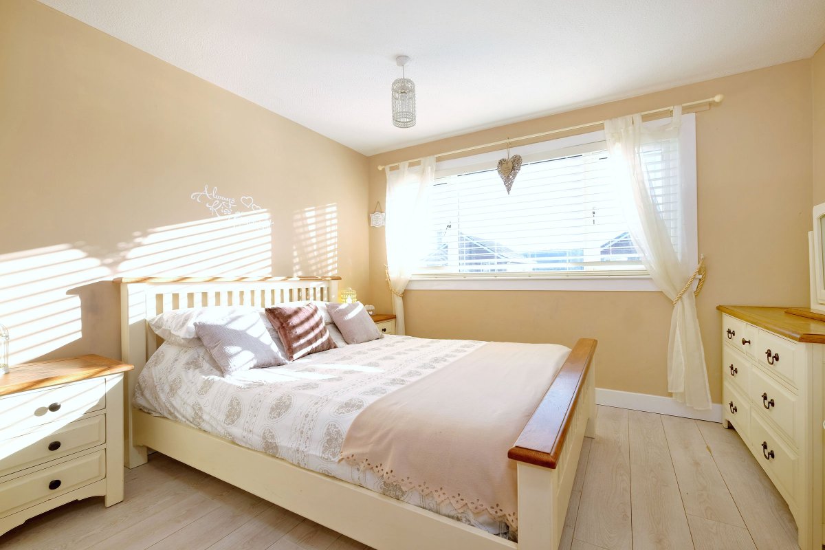 AC_Banchory's tweet photo. Lovely Family Home in Banchory new to the market today - 13 St Nicholas Road, Banchory.  Offers Over £265,000 (£5K under value!) 
https://t.co/2mvjlAJ4Gw https://t.co/w4Wkup0wFI