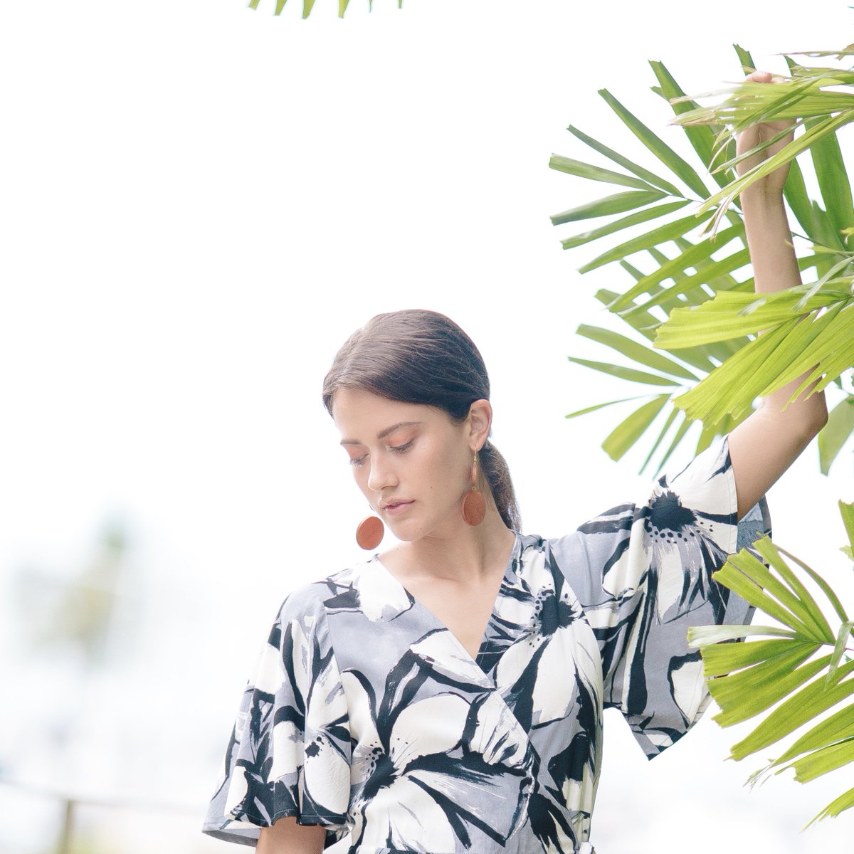 Contemporary, feminine, artistic. Pretty details of the Lily Moon Wrap Dress. 
.
.
#JamsWorld #fashion #style #dress #sundress #wrapdress #contemporaryfashion #contemporarystyle #contemporary #feminine #fashionable #stylish #madeinhawaii #honolulu #hawaii #themodernhonolulu