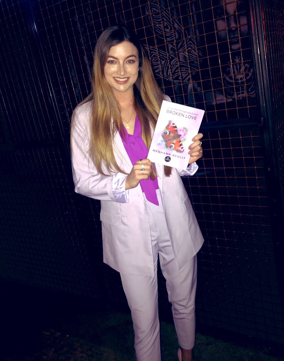 Meghann_Scully's tweet photo. In @Houselimerick1 for the next series of House Talks
This evening is Programming Your Mind
#HouseTalks #BrokenLove 💜 https://t.co/nQqoVMXr7x