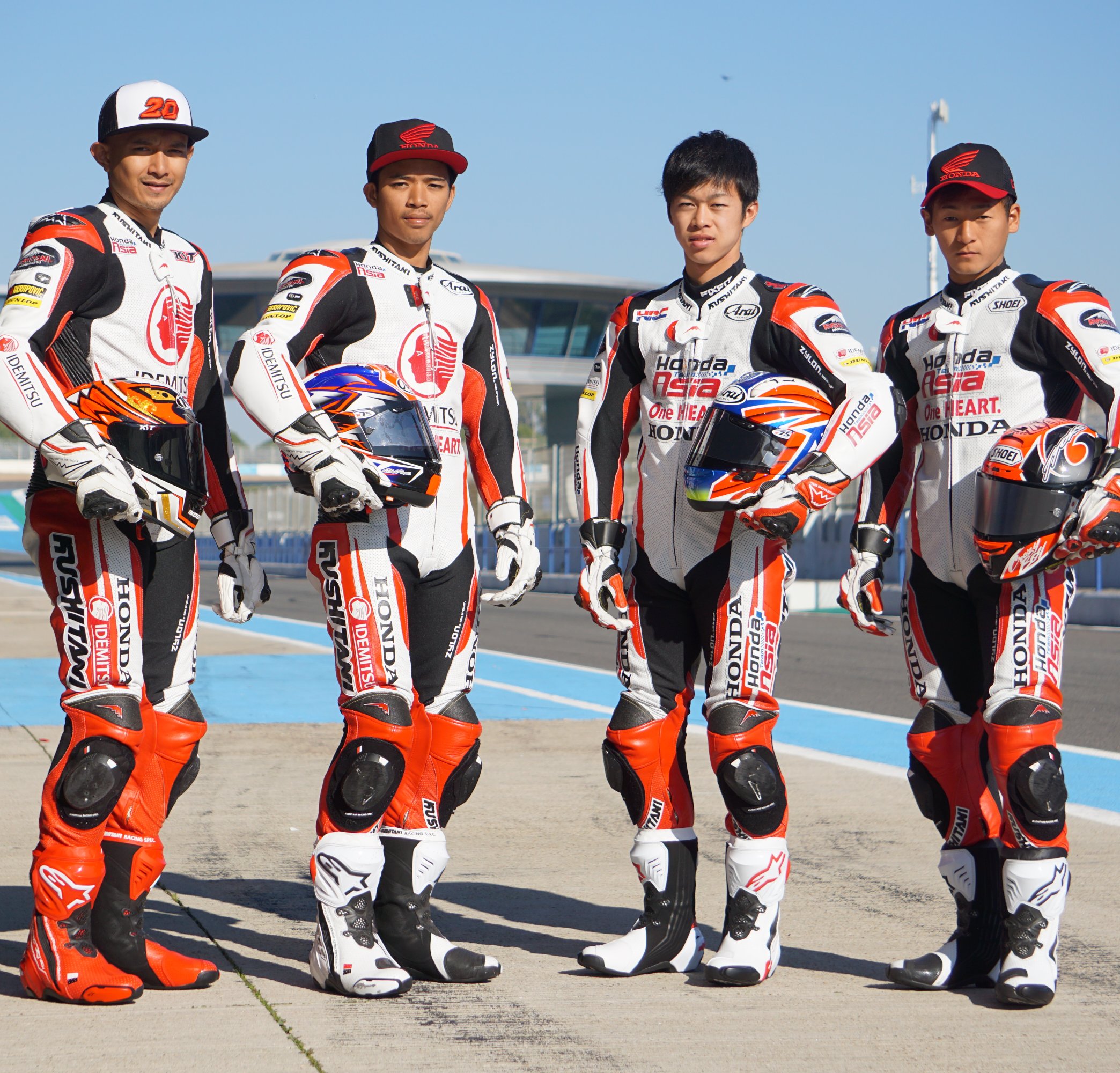 Kushitani suit best sale