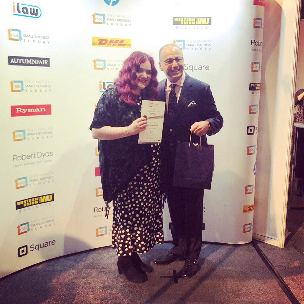 HandDrawnWorld_'s tweet image. Had such a great day today at my first ever #SBS event collecting my award from @theopaphitis and giving him a hand drawn teapot ✏️🌍🥇🤩 Dreams do come true! 🙏🏻 #SBSevent2019 #SBSWinners #TheoPaphitis #ICCBirmingham #mybusiness