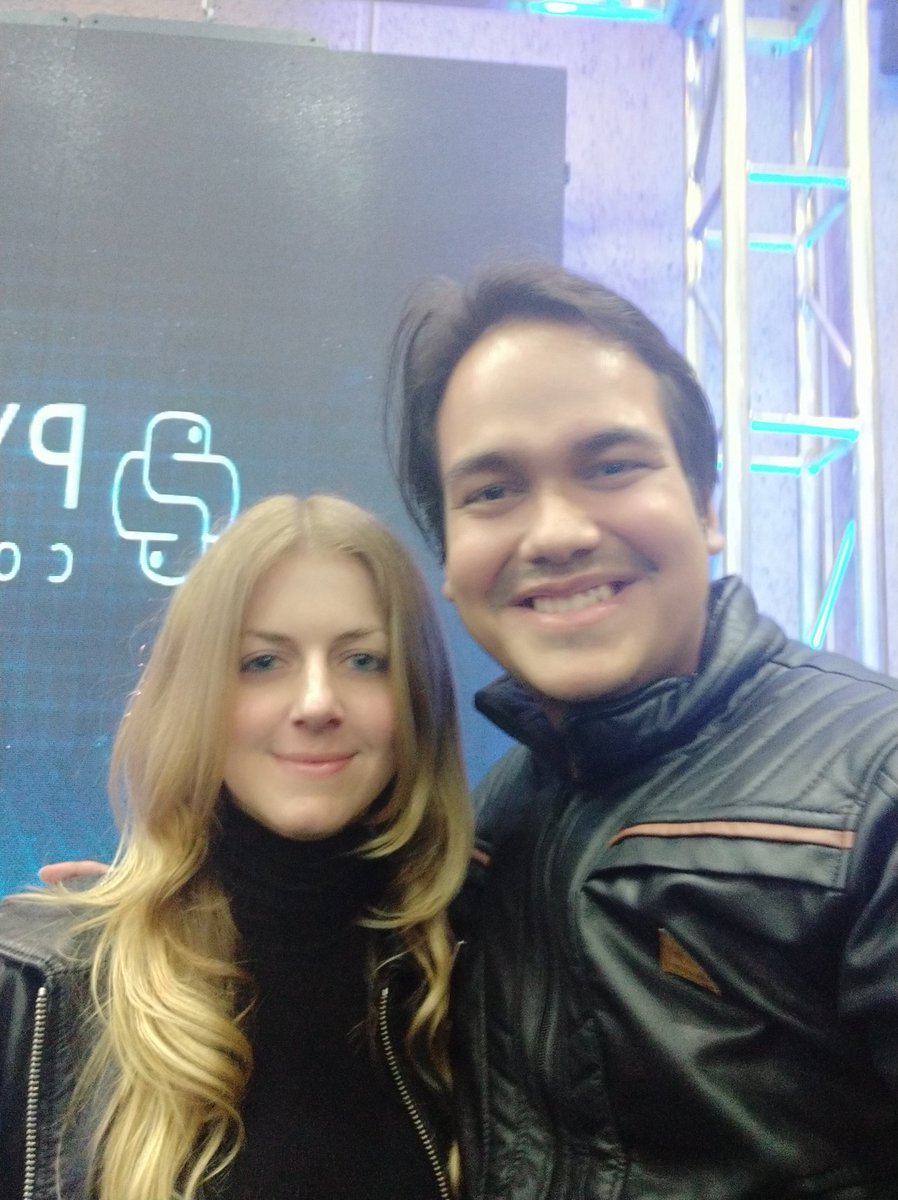 GudarJs's tweet image. Eate año estuvo increíble!#PyconColombia2019 #PythonColombia