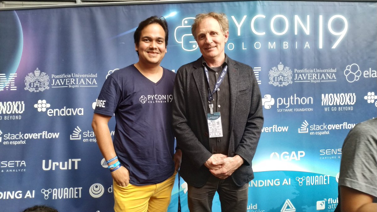 GudarJs's tweet image. Eate año estuvo increíble!#PyconColombia2019 #PythonColombia