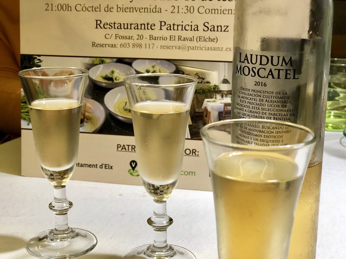 SaboreaElche's tweet photo. Ayer y hoy hemos disfrutado de tres magníficos vinos de @bodegas_bocopa en las Jornadas Gastronómicas de @patrisanzchef https://t.co/oeOS19ZjhL