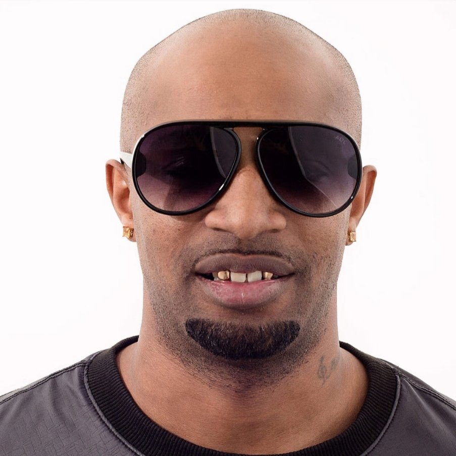 Razpromusic's tweet photo. #Razpro #singersongwriter #producer #beatmaker #rapper #singer #spotify #applemusic #deezer #googleplaystore https://t.co/sprFsDVI6O