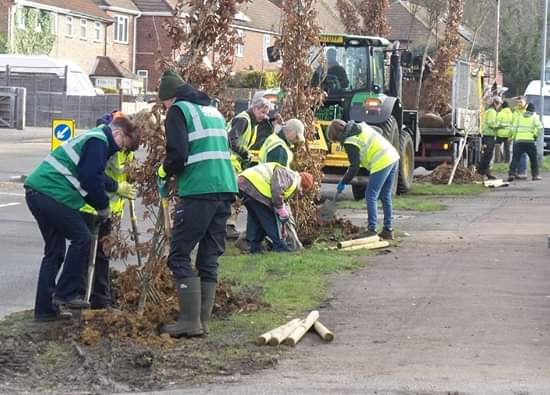 bea_walecki's tweet image. Turning a treeless street into something so beneficial for the air, people and the environment today. Tree Wardens are dedicated to raising awareness of #urbantrees and proud to be a new addition to the team #treewardens #treesforcities