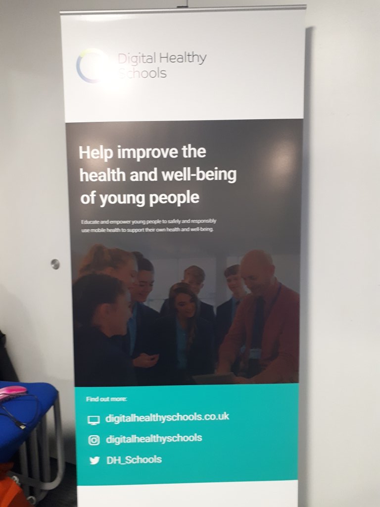 kerstyncomley's tweet image. If you are a school in Cumbria or North West London you should check out the new Digital Healthy Schools package from @OrchaUK and #NHS. It has great resources for teaching kids how to use smartphones and apps safely for health &amp;amp; wellbeing #ukedchat @DH_Schools
