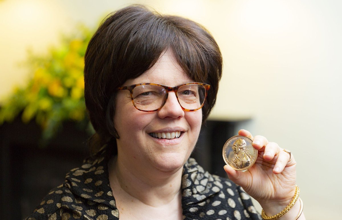 Congrats to Professor Kathleen James-Chakraborty MRIA @ucdHumanities @ucd_arthistory former IAF Chair & internationally renowned architectural historian on winning an #RIAGoldMedals
@RIAdawson