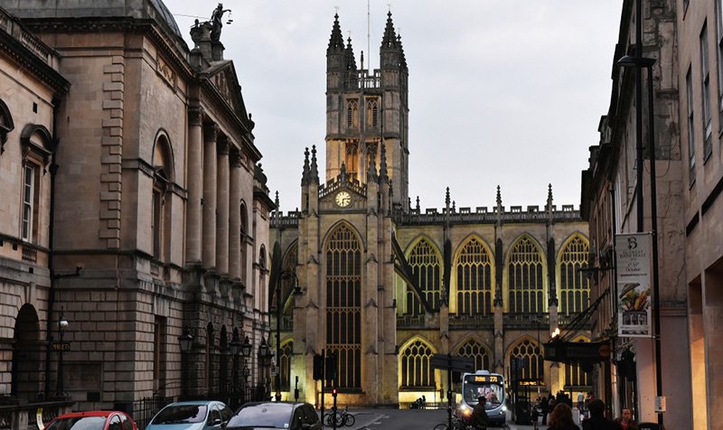 Bath invites hauliers to free Clean Air Zone Roadshow on 6 March dlvr.it/QylYW2 #News