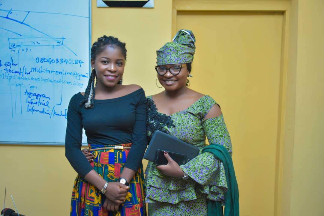Talk2Yasmin's tweet photo. Saturday at the mastering your dreams masterclass #IAmAWoman #StrongUnderFire https://t.co/DYNNO413H5
