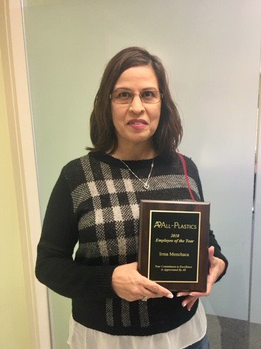JennLatiolais's tweet photo. Congratulations Irma Menchaca, 2018 Kerrville Employee of the Year! You are so awesome!!!! @All_Plastics https://t.co/ebSx9HxcWD