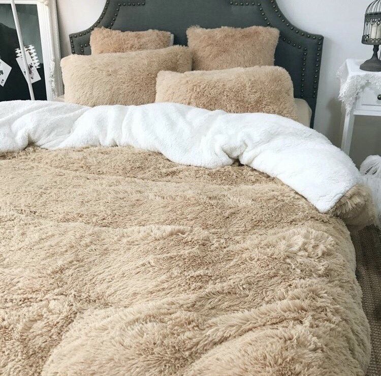 realdreamgirly's tweet photo. i would never leave this bed https://t.co/FHs4GSM5HA