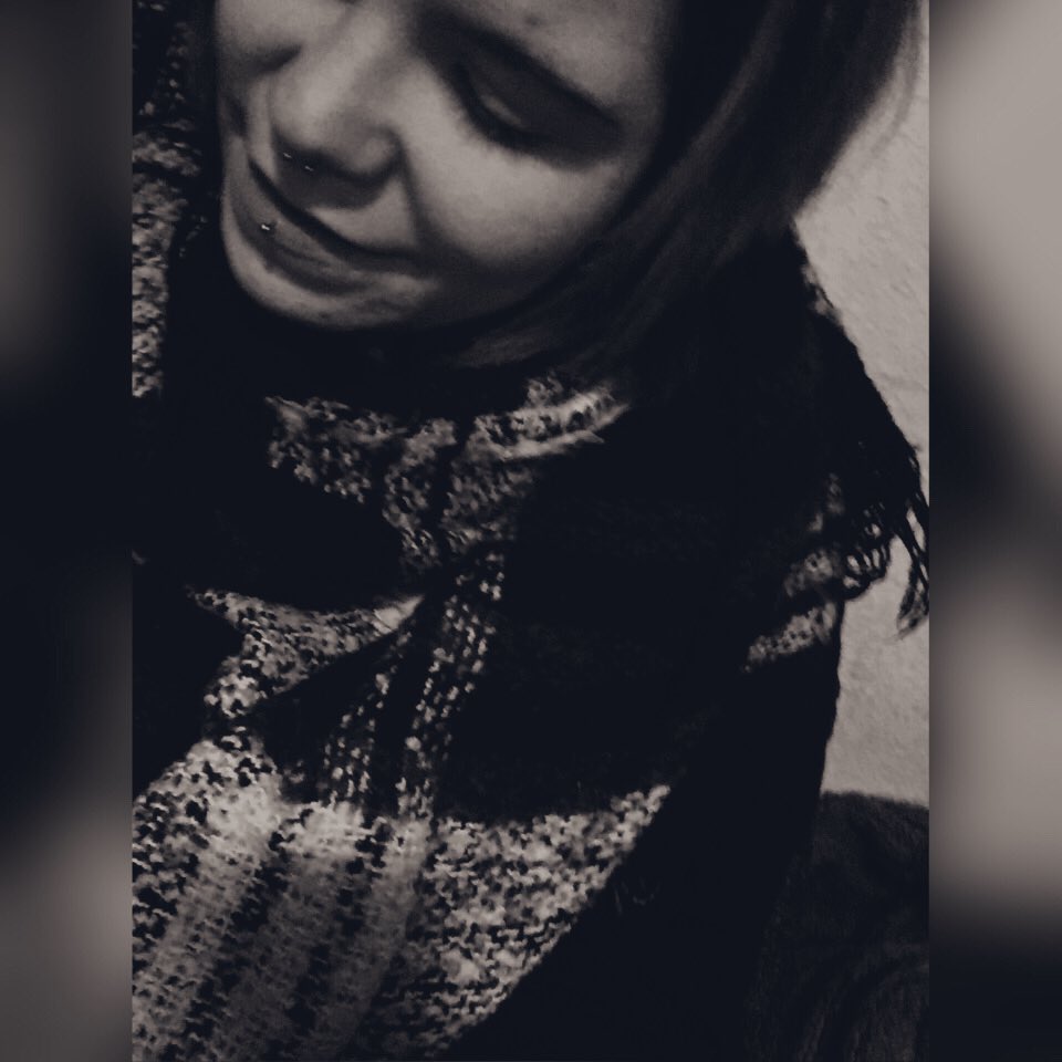 loreen12492351's tweet image. Jeder ist sein Glückes Schmied ...🍀 du bist für dein Glück Verantwortlich! Lass dir nichts negatives einreden !! Du bist toll so wie du bist :)! #Motivation #bloggerin #positiv @Andi47435032 @wOOtiTv @NoCGamingLP @Dijkeij