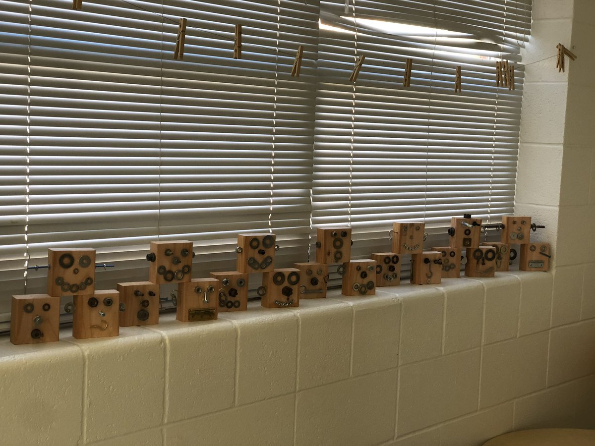 amandanbeck's tweet photo. Cunningham PreK designed their very own robot faces out tools.#PreK #BeTheOne #iamWFISD @wfcunningham @Jessica03001885 https://t.co/KFbq2HTd14