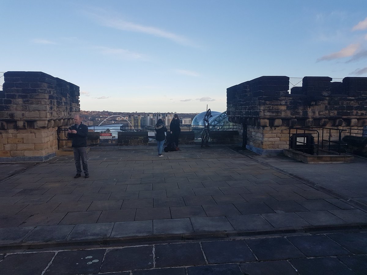 Let_sTravel's tweet photo. Keep was built between 1172 to 1177.Gatehouse called "Black Gate"built between 1247 to 1250.Great views from top of the keep😎 @Let_sTravel @greatcastles @HistoricEngland @NewcastleCastle @NewcastleCC #newcastlecastle #newcastle #castlekeep #castle #ruins https://t.co/Dfxum347G3