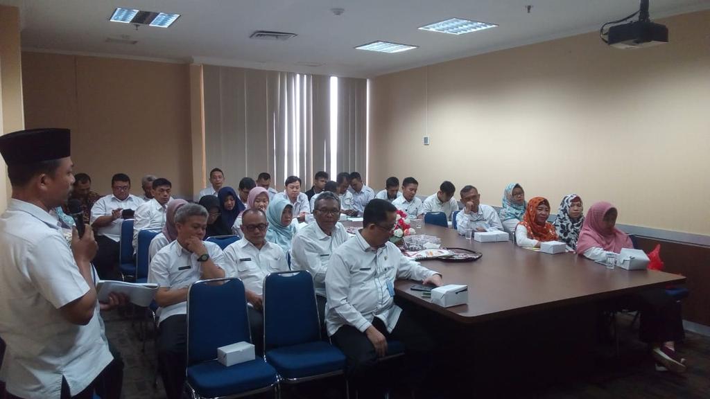 Pembangunan karakter ASN Dinas Koperasi dan Usaha Mikro Depok yang saat ini sudah masuk tahun ke -2 dan yang pertama pada Tahun 2019 di ruang rapat DKUM lt.7 gd. Baleka II 13/2/2019 <a href="/pemkotdepok/">PEMERINTAH KOTA DEPOK | #AyoPakaiMasker</a> <a href="/IdrisAShomad/">Mohammad Idris</a> <a href="/pradi_supriatna/">Pradi Supriatna</a> <a href="/fitriawansumadi/">fitriawan</a>