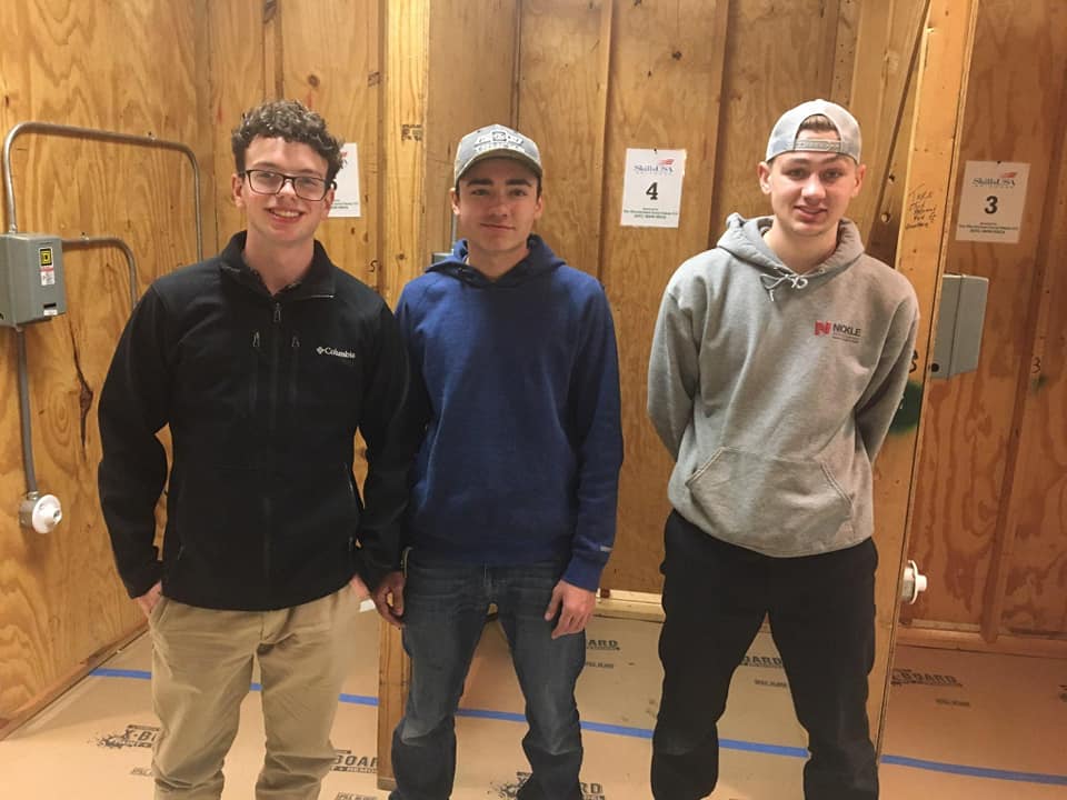 HawksSG's tweet photo. Thanks to @IBEW #313 for supporting @SkillsUSA Proud of our #SGTech #ElectricalTrades #IndustrialMotorControl competitors. #CTEMonth #ChampionsAtWork #JobReadyDayOne #NCCVoTech @St_GeorgesTHS https://t.co/ZnGk0YMuO9