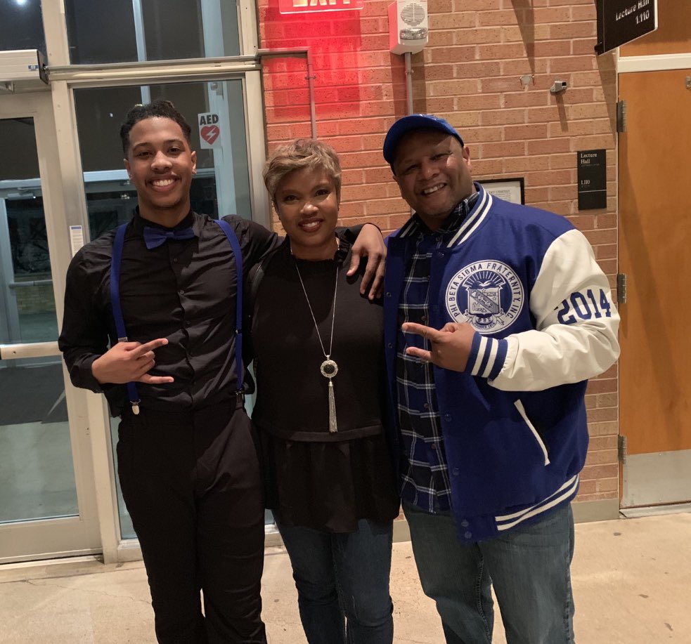 MPSigmas's tweet photo. MEET THE SIGMAS πππ
Introducing Zane Freeman
-Mu Rho Treasurer
-Sophomore
-Electrcal & Computer Engineering Major
-Radio, Television & Film Major
Fun fact: He makes pretty cool music! Check him out!
#DUECECLUB https://t.co/71VndjRp1j