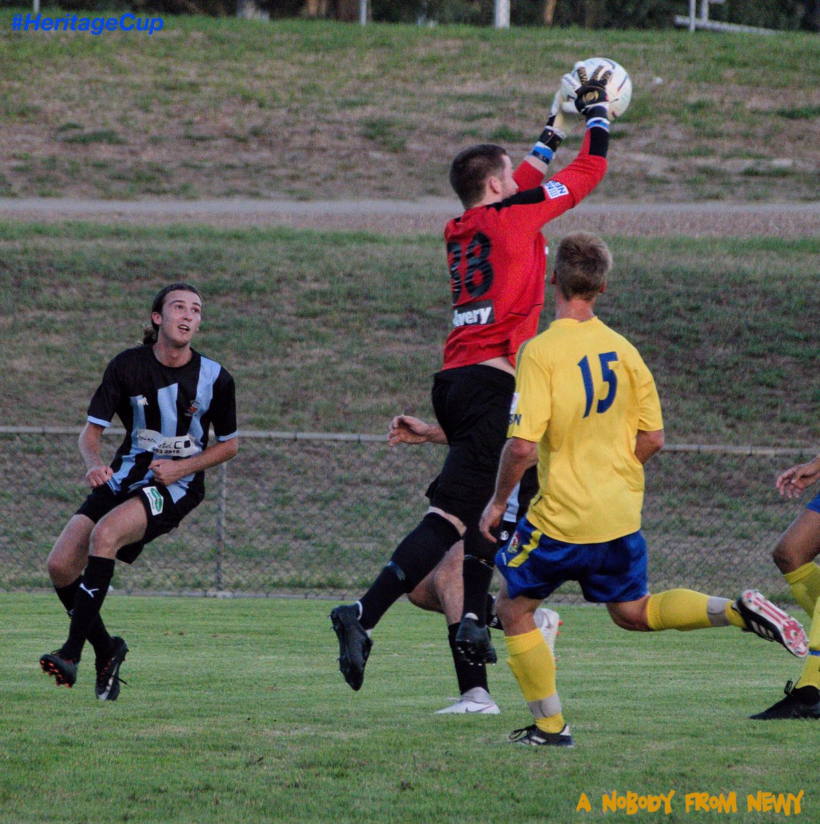 rawprawn25's tweet photo. @NNSWF #AmpcontrolHeritageCup2019 Semi Finals are on tonight at the #ChookPen at Speers Point

@EdgeworthFC v @WWSFC 6:30 KO

@LakeMacCityFC v @WestonBearsFC 8:00 KO

#NewyFootballDontGetAnyBetter https://t.co/QCyzLzbcmd