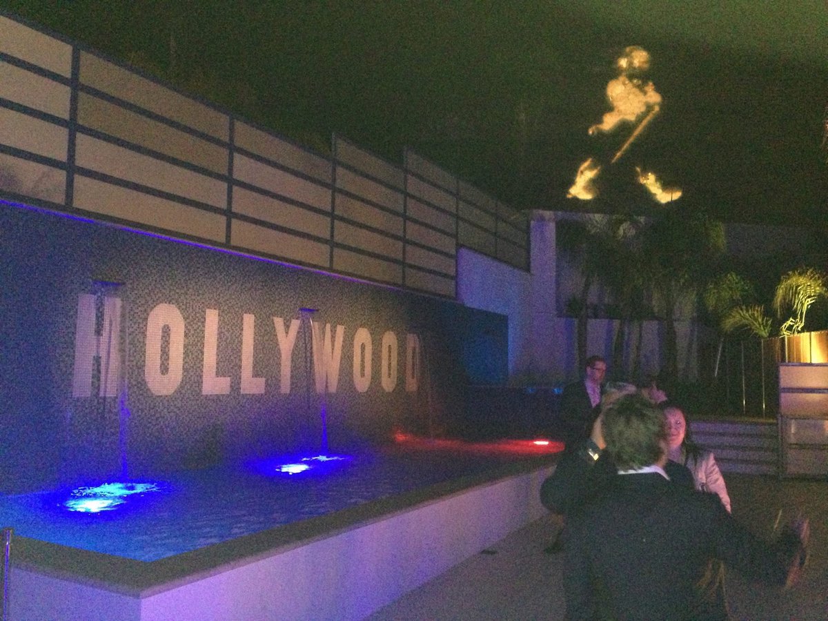 LocationConnect's tweet photo. #MansionLA #OscarPartyVenue #RedCarpetEvent #LocationConnection #EventProfs #Venues #EventLife https://t.co/4kT95vqb9n