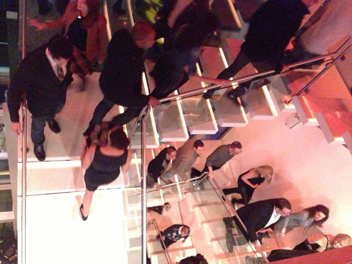 LocationConnect's tweet photo. #LocationConnection #ModernHome #OscarPartyLocation #EventVenue #EventProfs #EventLife #RedCarpet https://t.co/KOEqeBGJa4
