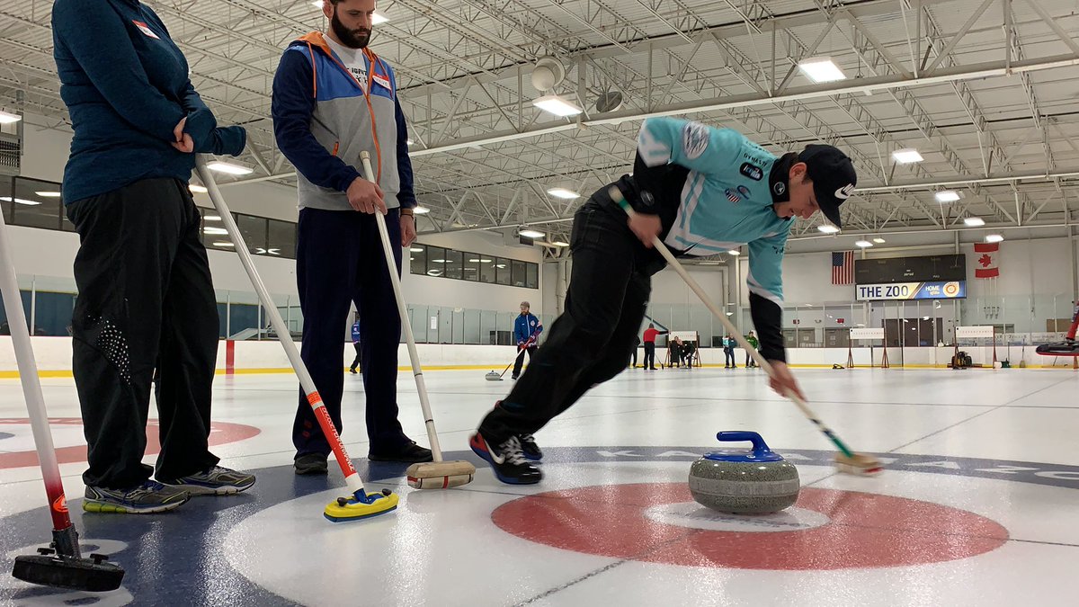 youngbucksUSA's tweet image. Thanks to the @curlthezoo for having our guy @kdropkin over for tonight’s #LearnToCurl. What an awesome group! #curling