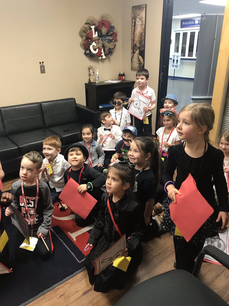 LCABulldogs's tweet photo. These K classes were on the hunt for Zero the Hero and found their last clue in the elementary office! https://t.co/dyQ6UYCIb5