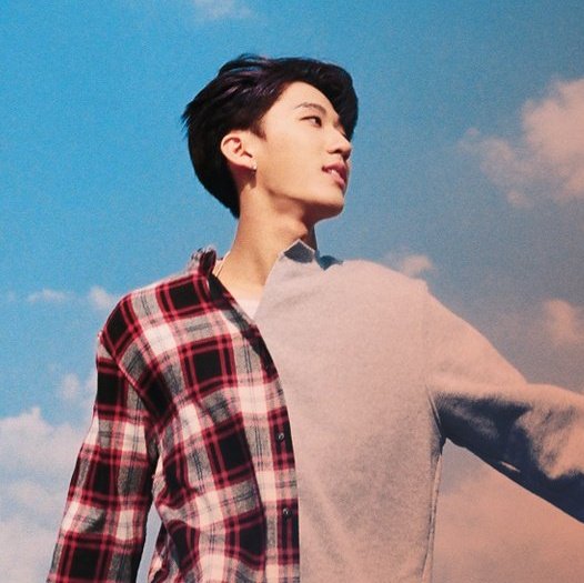 LinaLovesSKZ's tweet photo. I LOVE WHEN CHANGBIN USES 50/50 CLOTHES ๐
#IAmYou #The9thSeason4 #StrayKids #Changbin #GettingCooler ๐ https://t.co/dJ2dPa41qW