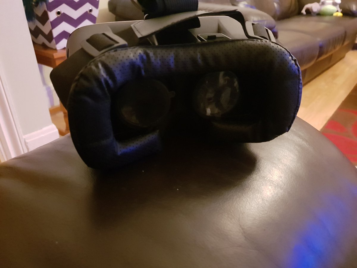 ehoque007's tweet photo. These lovely #VRgoggles ready to be unleashed tomorrow at @NewhamGPVTS, followed by other GP trainee groups across @NCELCEPN @HEE_NLondon @OsmanBhatti https://t.co/DB2vRTC3wp