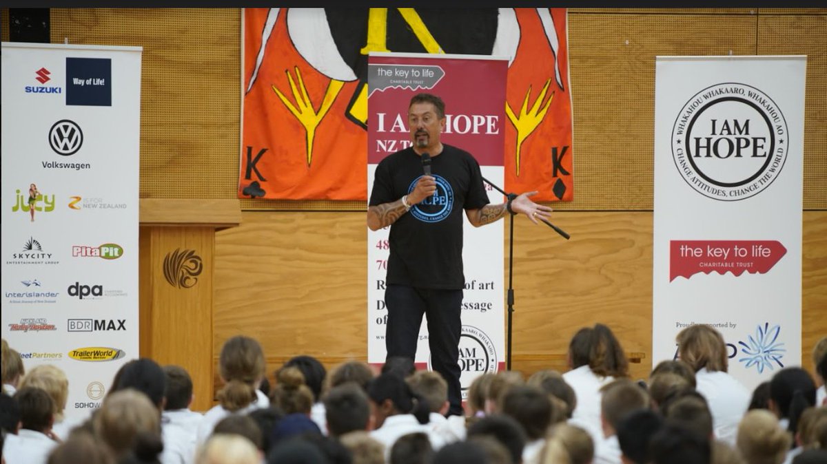 Good luck to <a href="/themikeking/">Mike King</a> at tonight's New Zealander of the Year Awards! We’ve seen first-hand the amazing difference Mike makes in the lives of so many – his passion and dedication to improving outcomes is helping to make our country a better place. tvnz.co.nz/shows/new-zeal…