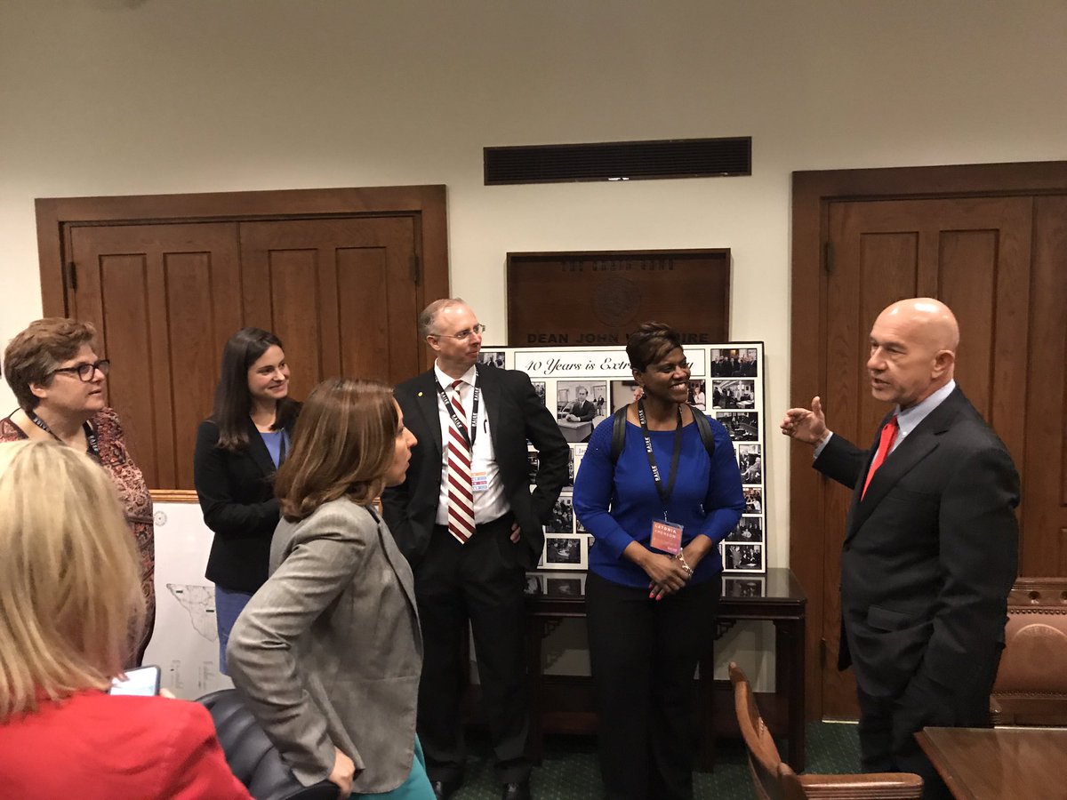 scarboroughHTX's tweet photo. Great thanks to the Honorable Senator John Whitmire for meeting with me and for his continued support of Texas schools! #RYHT19 #TXlege #TXed https://t.co/a7RGZ13orh