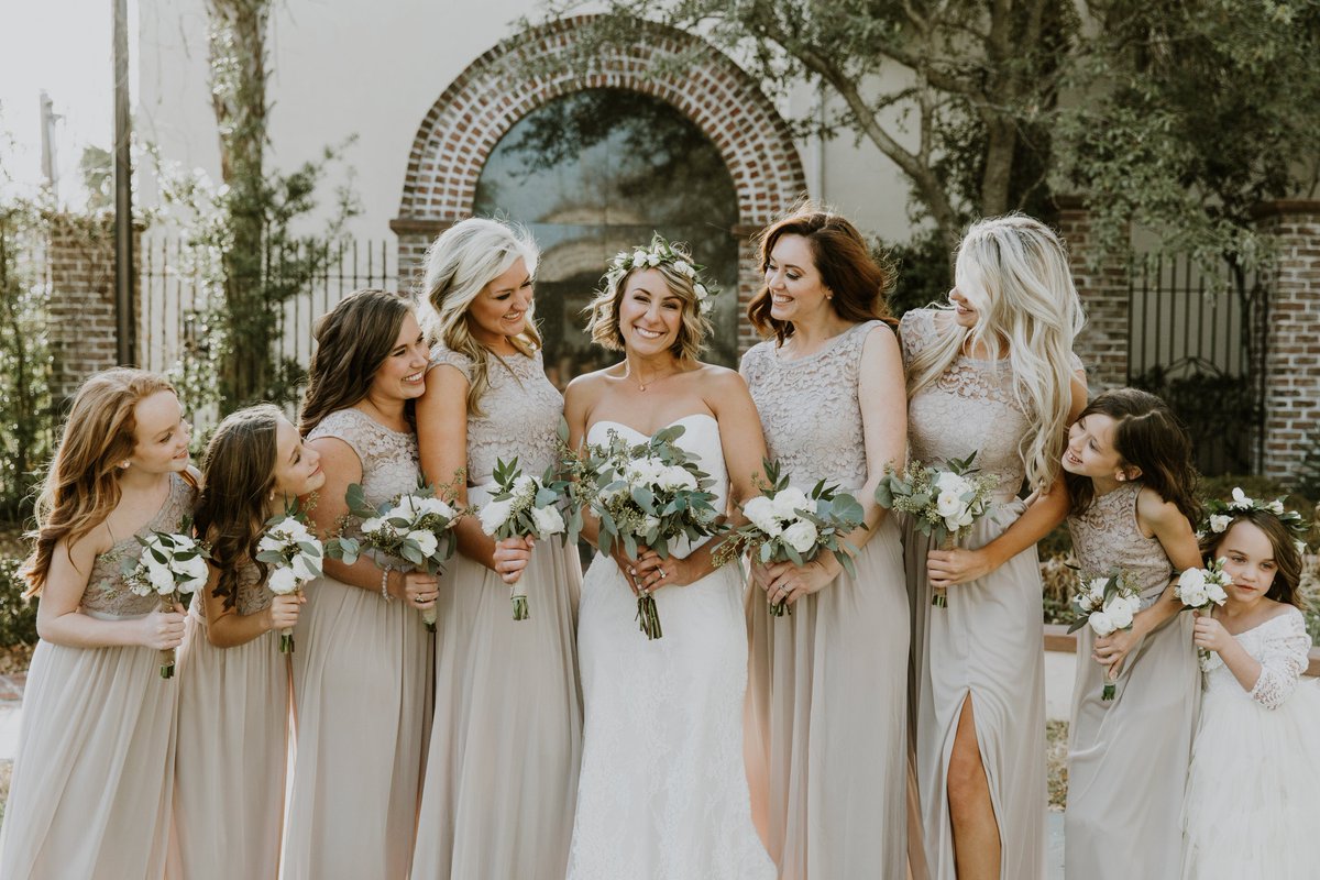YojEvents's tweet image. We loved this bride tribe 💕

#charlestonwedding #yojevents #charlestonscwedding #charlestonweddingplanner #charlestonbride #bridesmaids #weddings #southernweddingsmagazine
