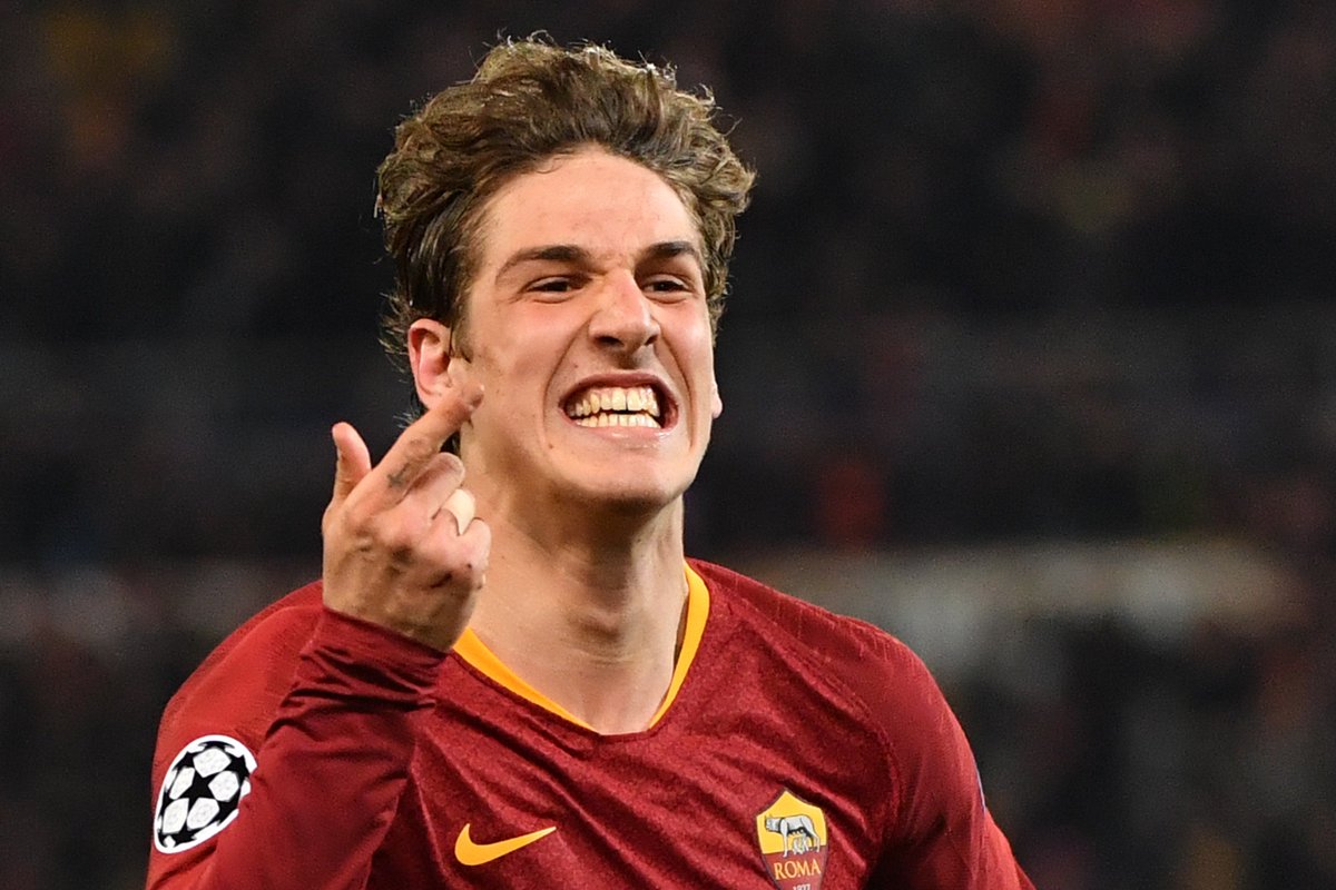 ChampionsLeague's tweet image. 😮 Remember the name!

🇮🇹 Nicolò Zaniolo = youngest Italian player to score 2 goals in a #UCL match ⚽️⚽️