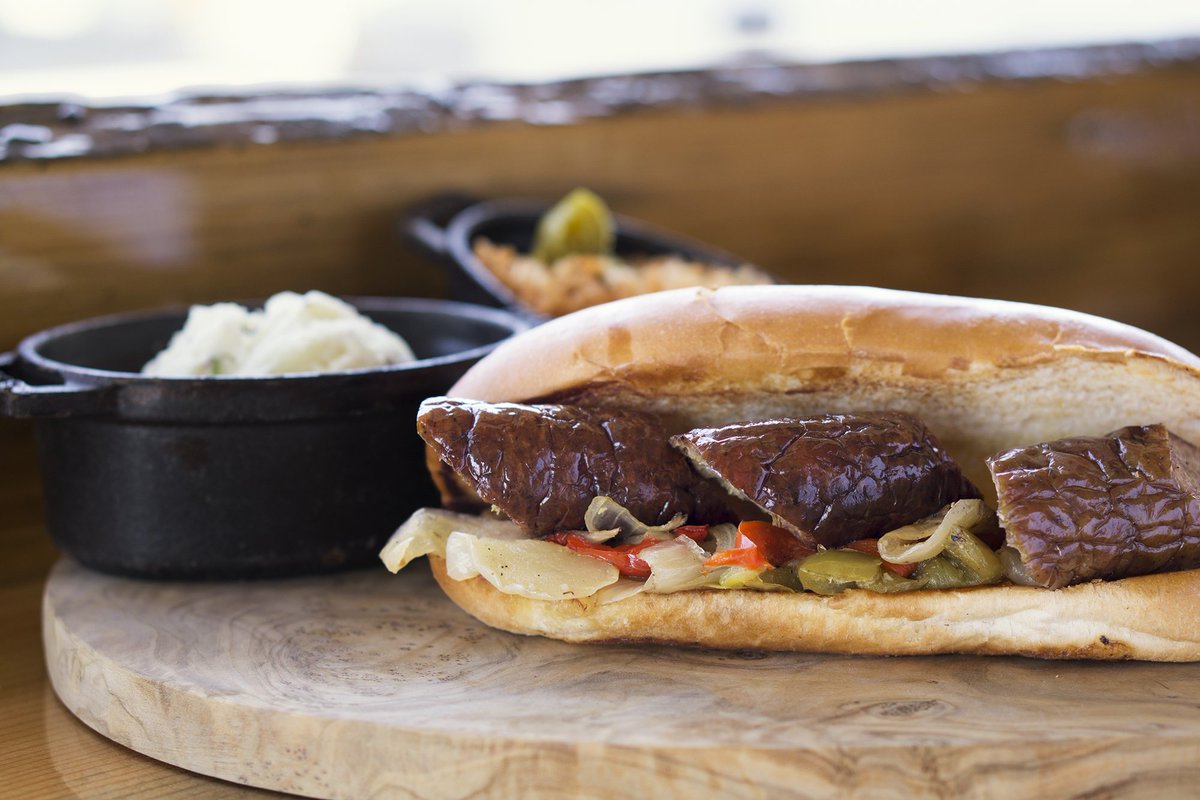 HarrisRanchCA's tweet photo. Try ‘The Italian’: Italian Sausage, caramelized onions &amp; peppers on hoagie bun. Order through our app, available for IOS and Android devices.

#harrisranch #expressbbq #express #bbq #sausage #bun #onions #peppers #hoagiebun #instagood #instafood #food #follow #ios #android https://t.co/MDsDV8jwRk