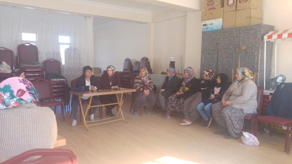 AkkadinNevsehir's tweet photo. Göre Beldemizde Hanımlarımız ile buluştuk. #MustafaTopcu https://t.co/pjYVDiFksx