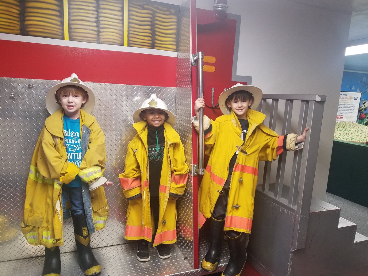 RBryant_NelsonK's tweet photo. A few pics from our field trip to Imagination Station yesterday. #cubcats https://t.co/9uNbQEIqNx